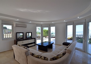 Вилла с видом на море в Каргыджаке