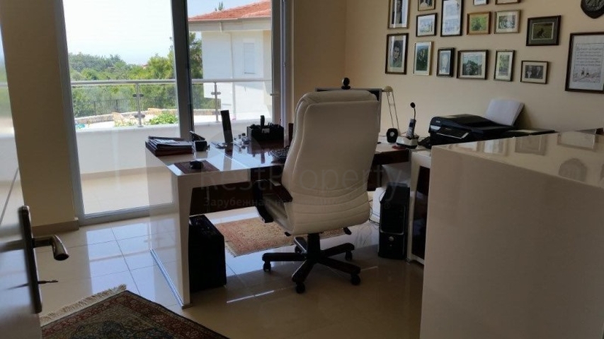 Шикарная вилла 4+1 в районе Оба