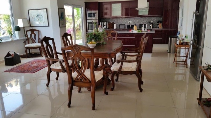 Шикарная вилла 4+1 в районе Оба