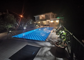 Шикарная вилла 4+1 в районе Оба