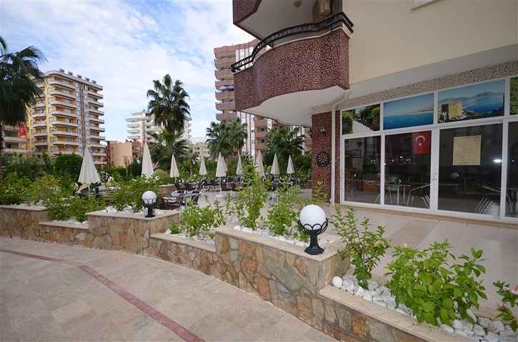 Просторная квартира 2+1 в шикарном комплексе в Махмутларе