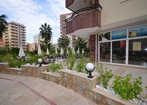 Просторная квартира 2+1 в шикарном комплексе в Махмутларе