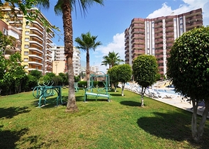 Просторная квартира 2+1 в шикарном комплексе в Махмутларе