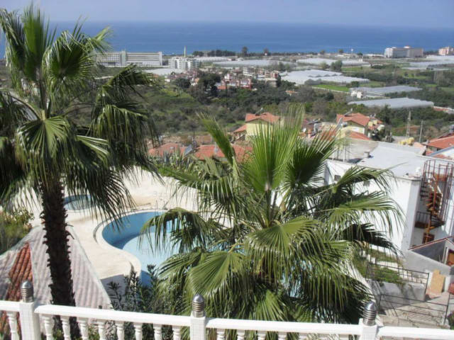 Сдвоенная вилла с видом на море в районе Каргыджак!