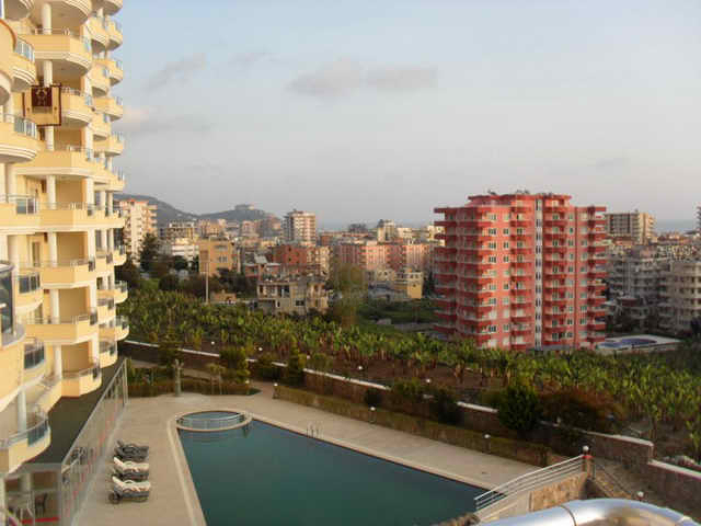 Просторная квартира планировки 2+1, общей площадью 145 м кв в отличном комплексе в Махмутларе!