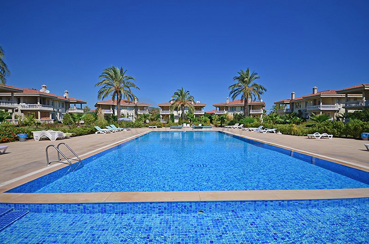 Меблированная вилла 3+1 в Кемере в 500 м до моря