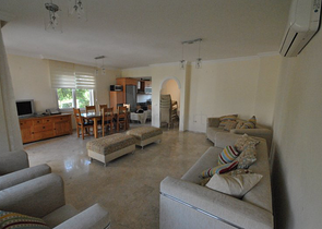 Меблированная вилла 3+1 в Кемере в 500 м до моря