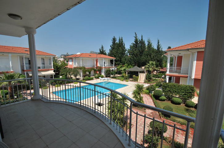 Квартира 3+1 с мебелью в Чамьюва Кемере 900 м до моря