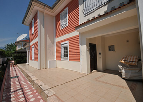 Квартира 3+1 с мебелью в Чамьюва Кемере 900 м до моря