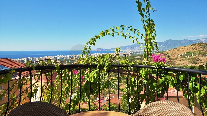 Великолепная апарт вилла с видом на море