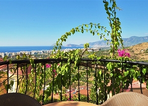 Великолепная апарт вилла с видом на море