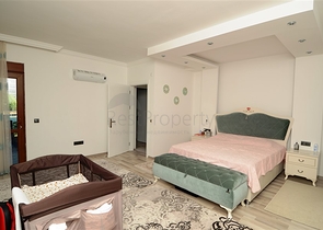 Просторные апартаменты в Кестеле