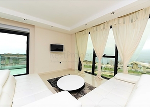 Роскошные апартаменты с видом на море