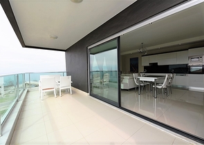 Роскошные апартаменты с видом на море