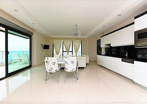 Роскошные апартаменты с видом на море