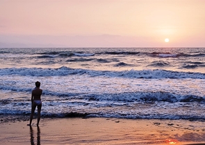 Трехкомнатная квартира на берегу моря