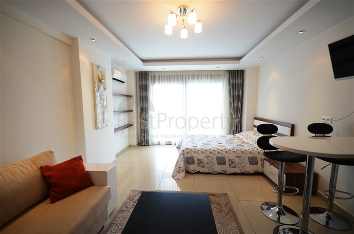 Благоустроенная студия в комплексе класса люкс