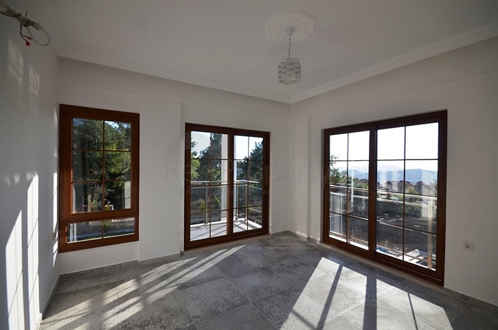 Изумительная вилла с бассейном