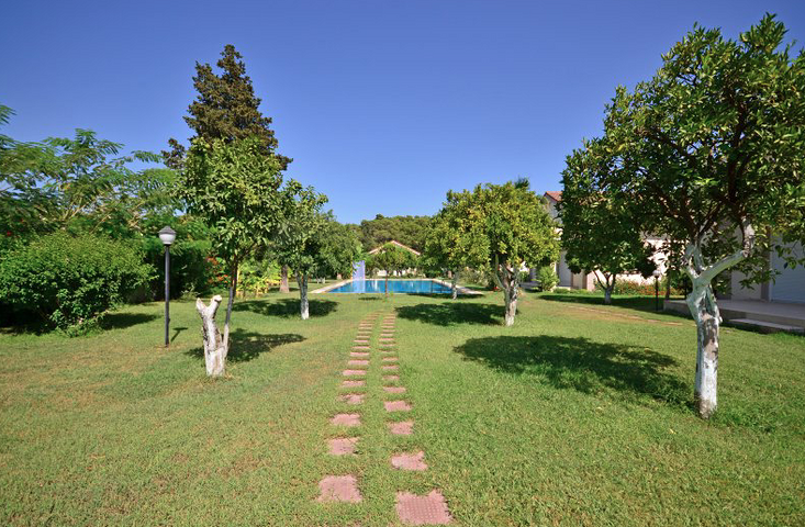 Вилла с мебелью с 3 спальнями в Чамьюва Кемере