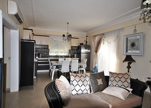 Вилла с мебелью с 3 спальнями в Чамьюва Кемере