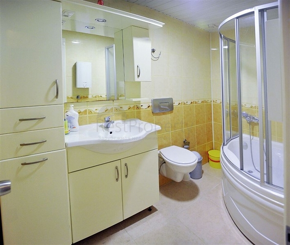 Трехкомнатные апартаменты в Джикджилли