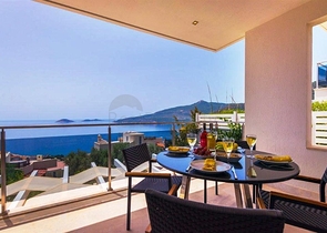 Роскошный дуплекс с невероятным видом на море