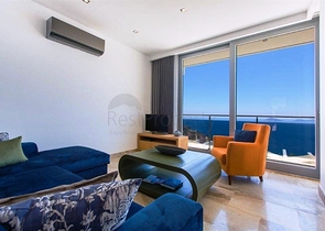 Роскошный дуплекс с невероятным видом на море