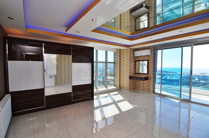 Роскошная вилла с видом на море и на горы в Каргыджаке