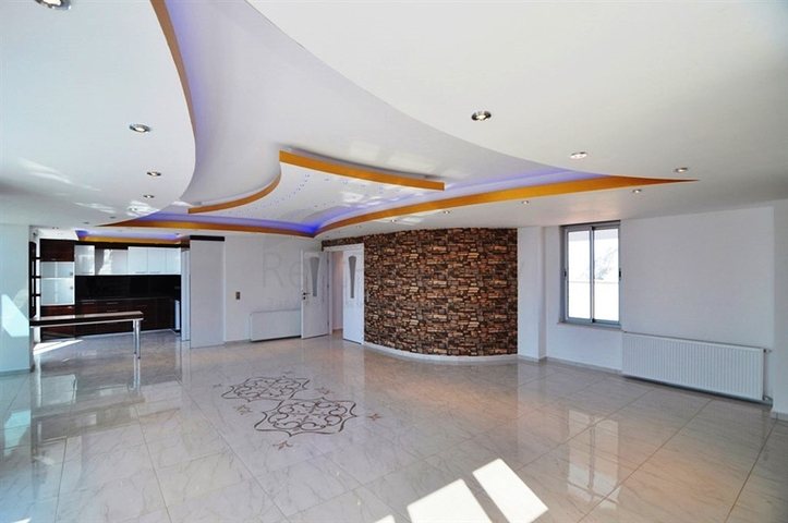 Роскошная вилла с видом на море и на горы в Каргыджаке