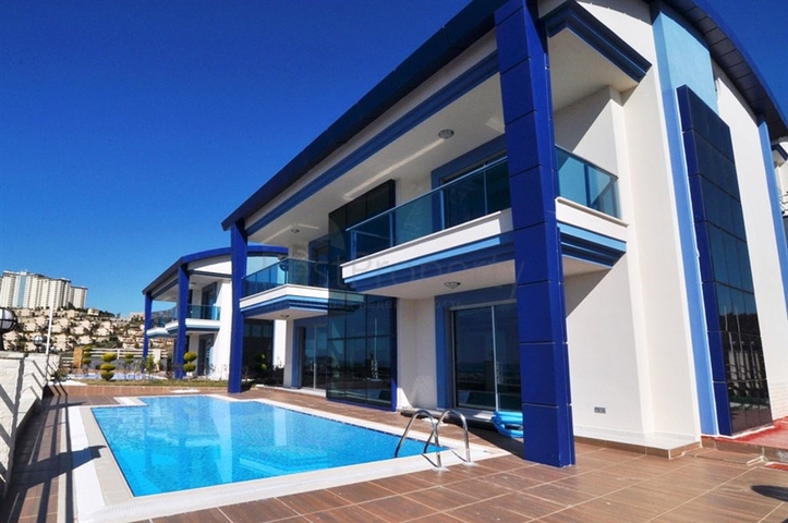 Роскошная вилла с видом на море и на горы в Каргыджаке