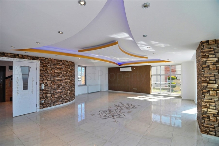 Роскошная вилла с видом на море и на горы в Каргыджаке