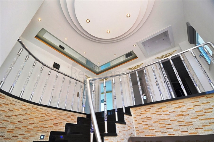 Роскошная вилла с видом на море и на горы в Каргыджаке