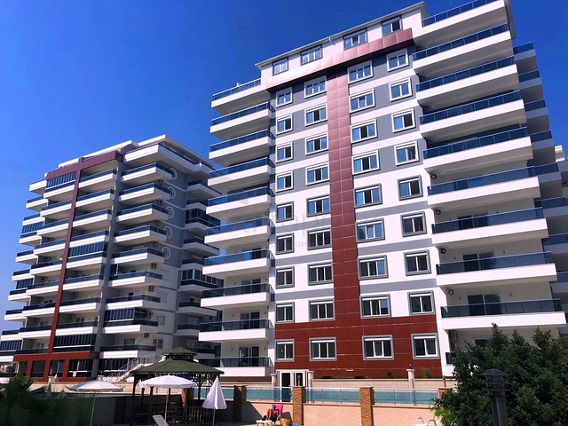 Новый готовый комплекс квартир в Махмутларе