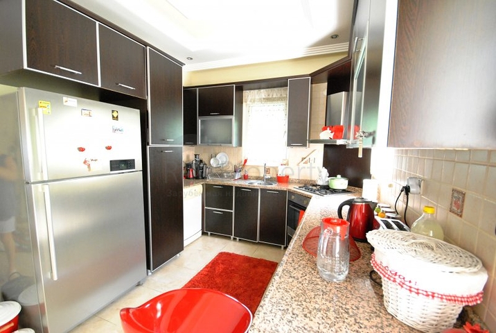 Вилла 3+1 с мебелью в Гейнюке, Кемере