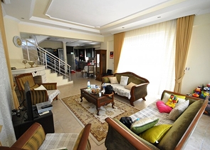 Вилла 3+1 с мебелью в Гейнюке, Кемере