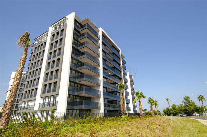 Уникальный проект на первой береговой линии в Анталии