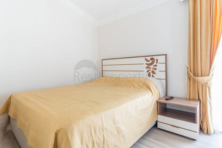 Меблированный пентхаус 2+1 с видом на горы в Анталии