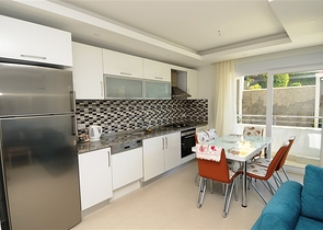 Трехкомнатные апартаменты на аренду в Авсалларе