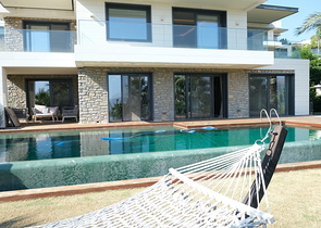 Проект элитных вилл с видом на старинную крепость и море в центре Бодрума