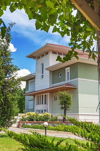 Виллы с видом на море и собственным садом