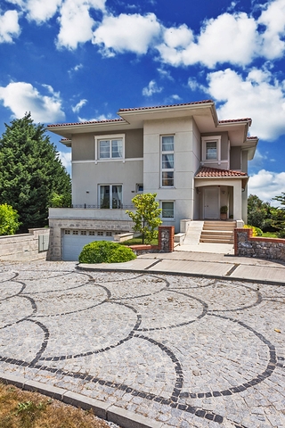 Виллы с видом на море и собственным садом