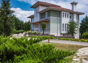 Виллы с видом на море и собственным садом