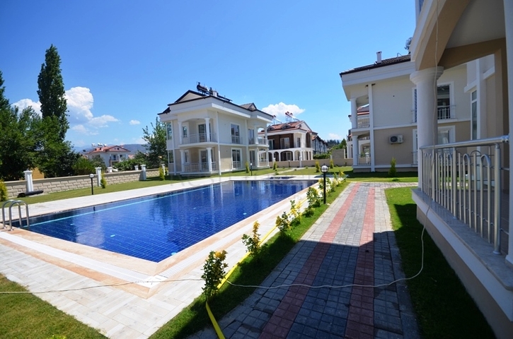 Вилла 3+1 в окружении зелени в Фетхие