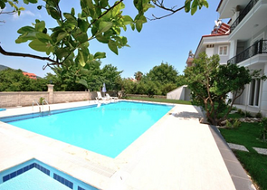 Квартира 1+1  с видом на горы в Асланбуджаке Кемере