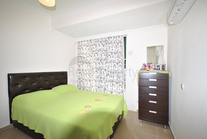 Квартира 1+1 с мебелью в комплексе в Кемере