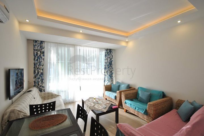 Квартира 1+1 с мебелью в комплексе в Кемере