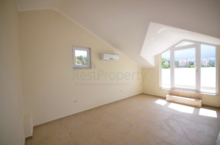 Вилла для большой семьи в Фетхие