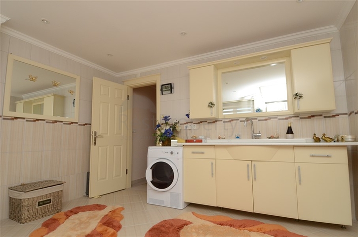 Дуплекс для большой семьи в Махмутларе