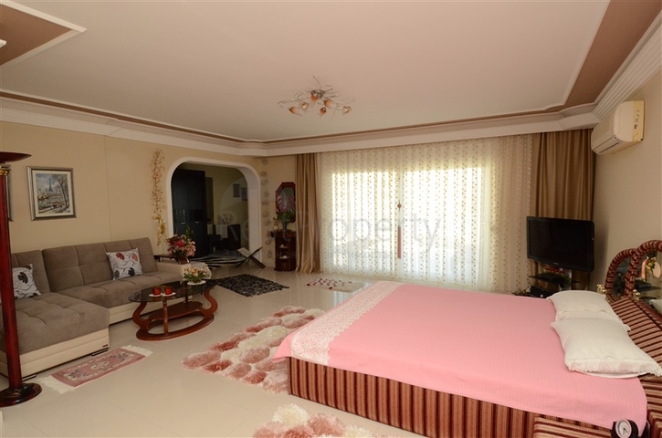 Дуплекс для большой семьи в Махмутларе