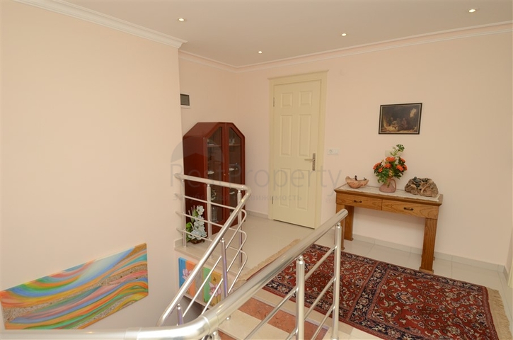 Дуплекс для большой семьи в Махмутларе